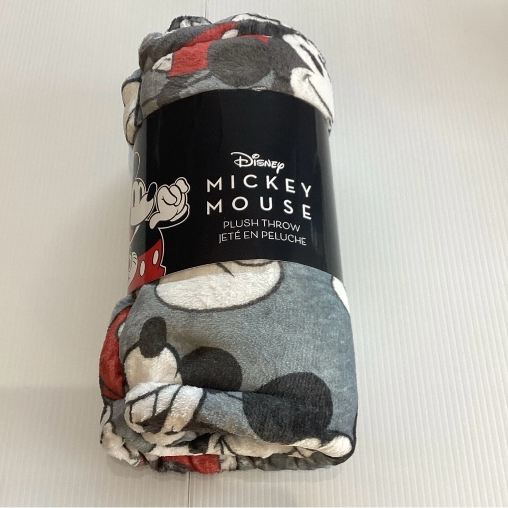 Disney Mickey Mouse Plush Throw 50” X 60” New